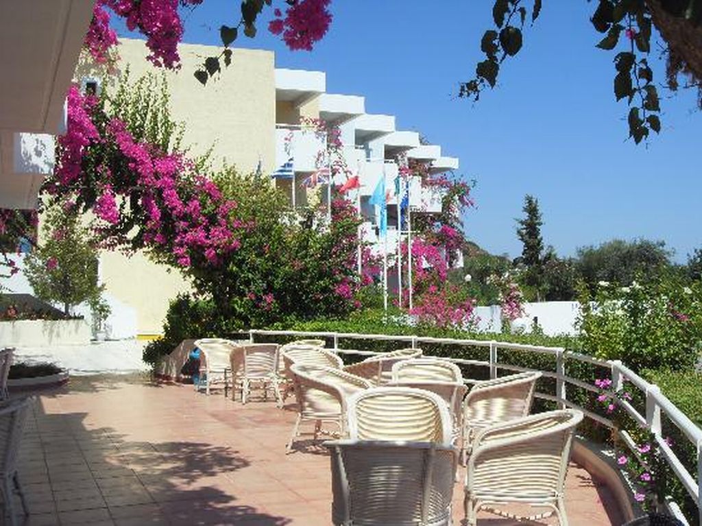 Iris Hotel Afantou Extérieur photo