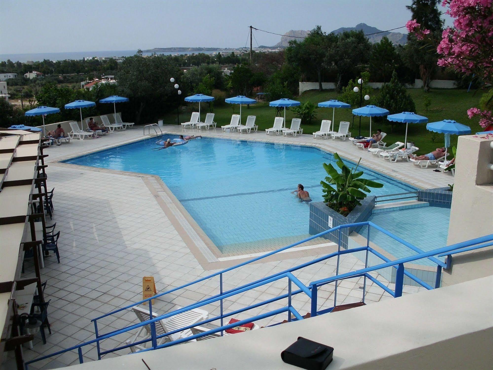 Iris Hotel Afantou Extérieur photo
